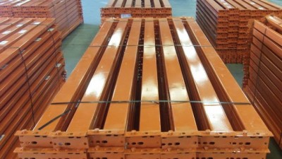 cac-loại-tai-moc-thanh-beam-va-lo-dot-tren-gia-ke-de-pallet 4